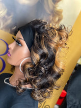 Load image into Gallery viewer, 14” Streaked Headband wig (pre-order)
