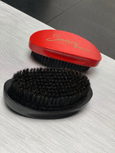 Load image into Gallery viewer, Swavy Vello Wave Brush (medium bristle)
